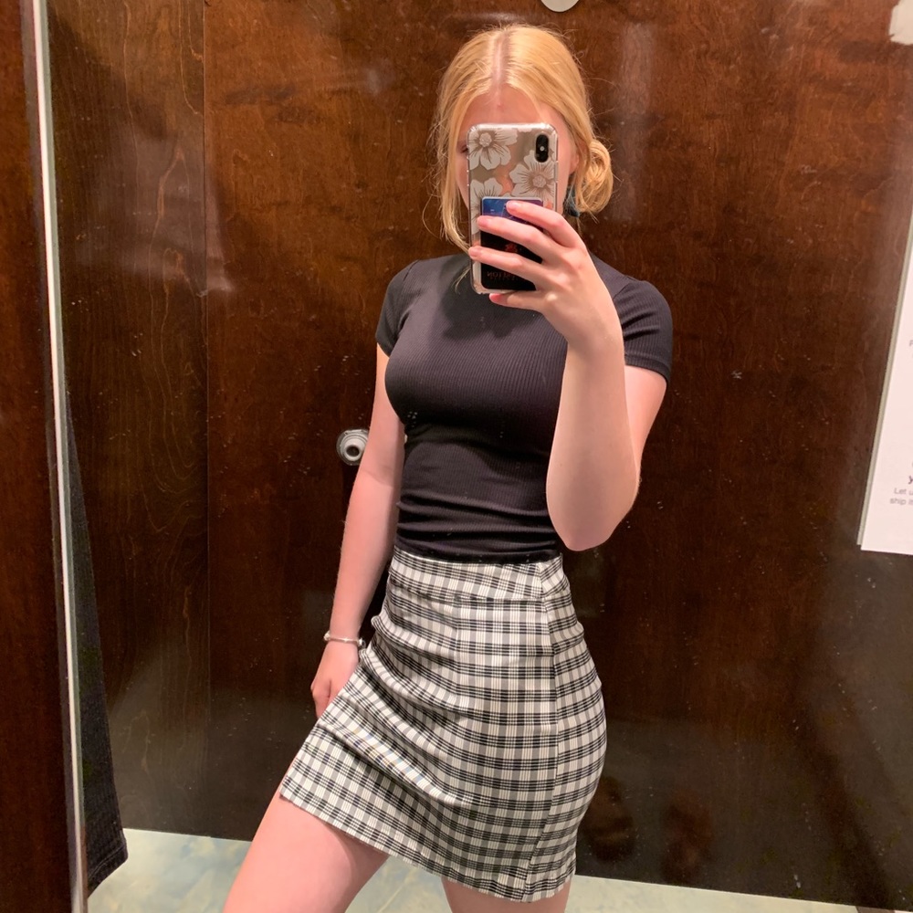 Meet your Posher, Emma